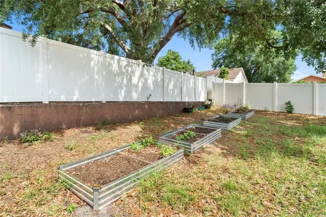 9109 Queen Elizabeth Court Orlando FL 32818