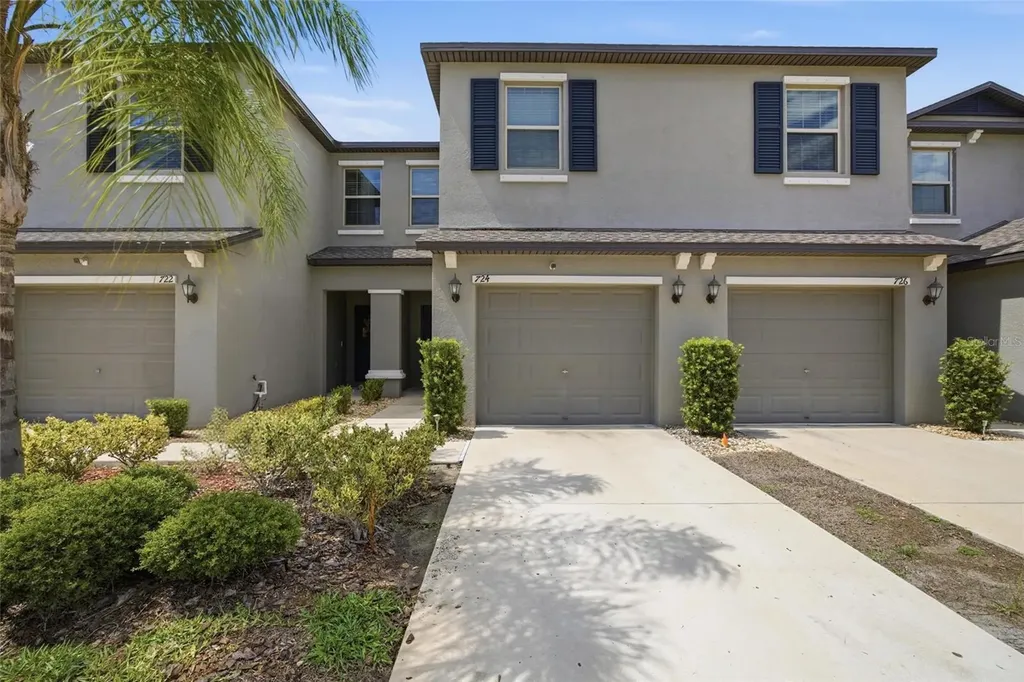 724 Royal Empress Drive Ruskin FL 33570
