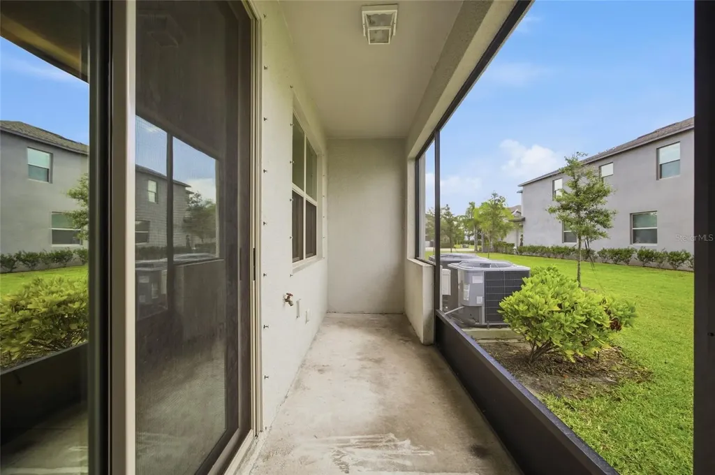 724 Royal Empress Drive Ruskin FL 33570