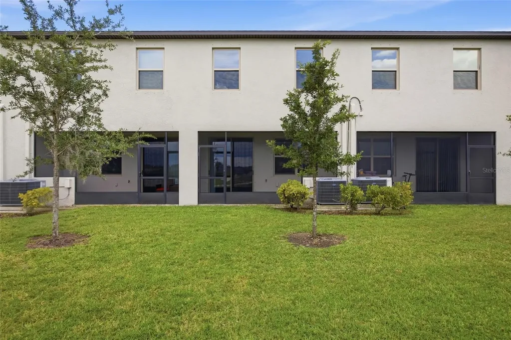 724 Royal Empress Drive Ruskin FL 33570
