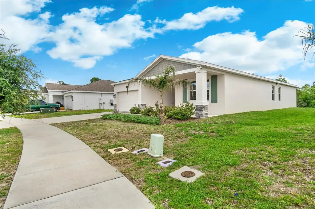 9331 Revere Avenue Leesburg FL 34788