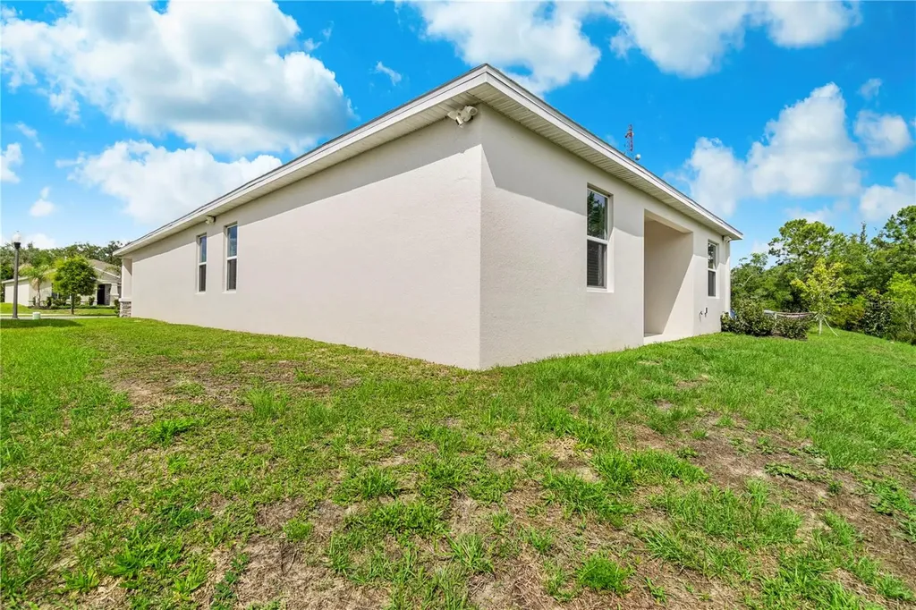 9331 Revere Avenue Leesburg FL 34788