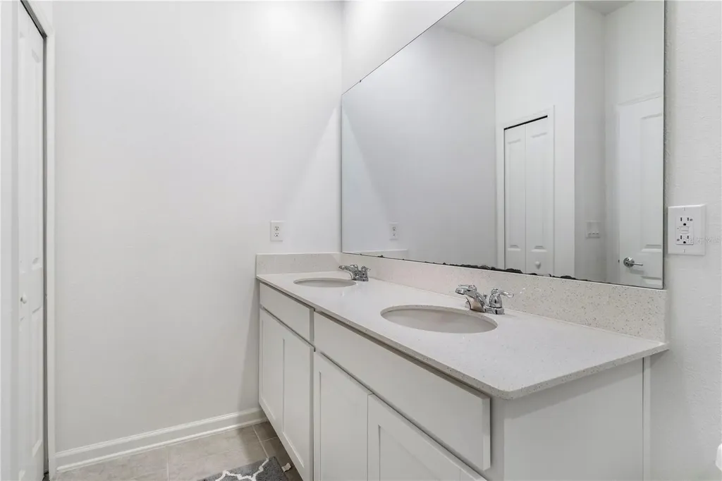 9331 Revere Avenue Leesburg FL 34788