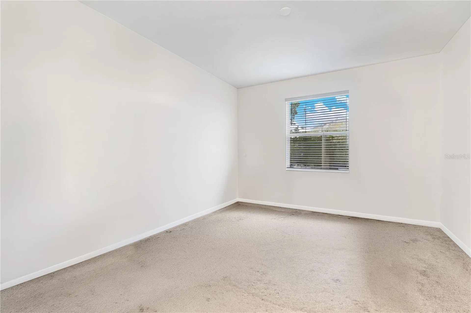 9331 Revere Avenue Leesburg FL 34788
