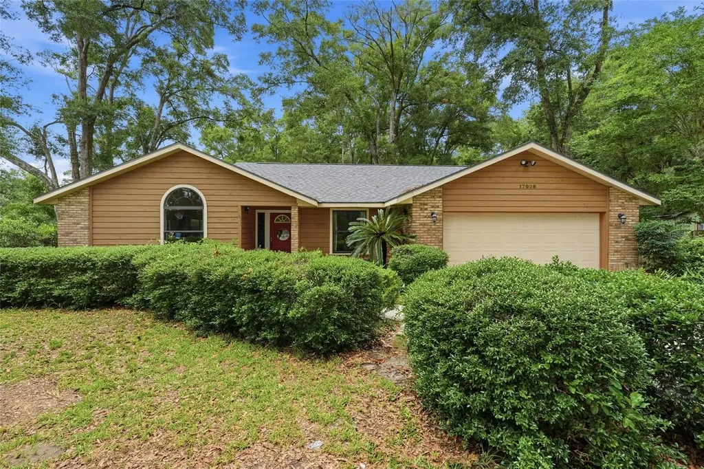 17026 Southside Court High Springs FL 32643