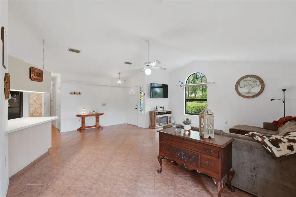 17026 Southside Court High Springs FL 32643