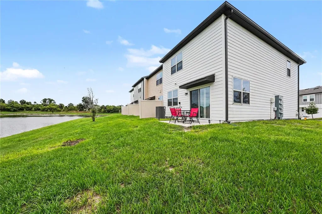 6272 Bucket Court Gibsonton FL 33534