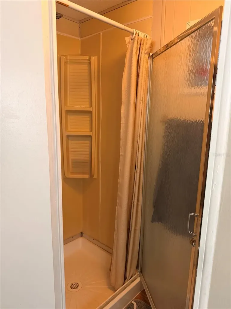 38533 Lansing Avenue Zephyrhills FL 33542