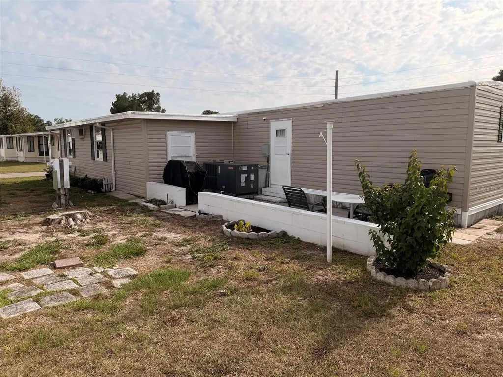 38533 Lansing Avenue Zephyrhills FL 33542