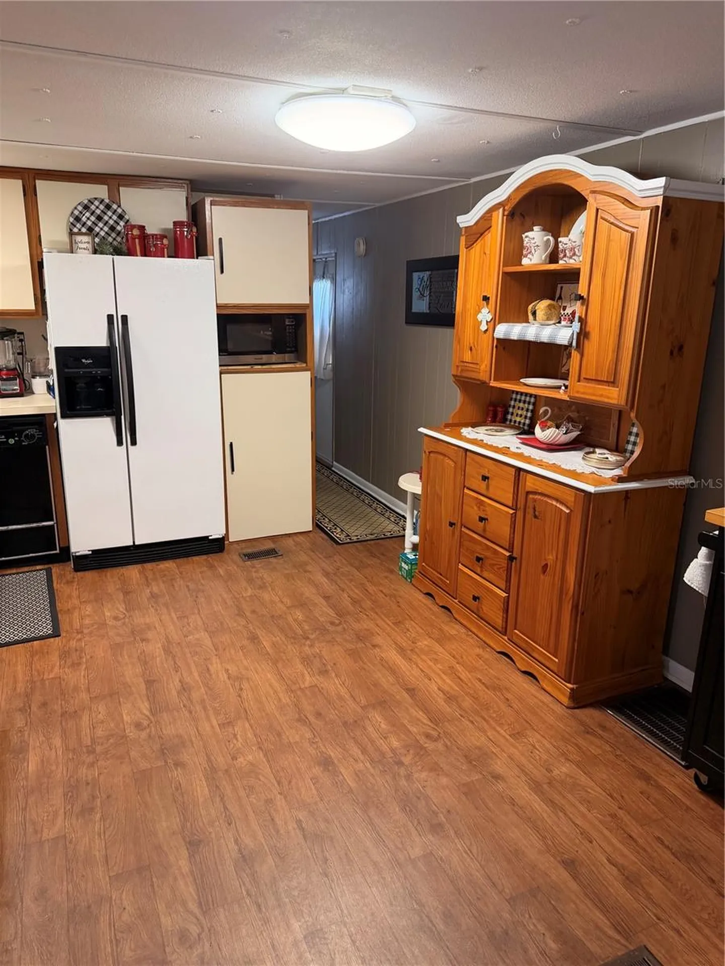 38533 Lansing Avenue Zephyrhills FL 33542