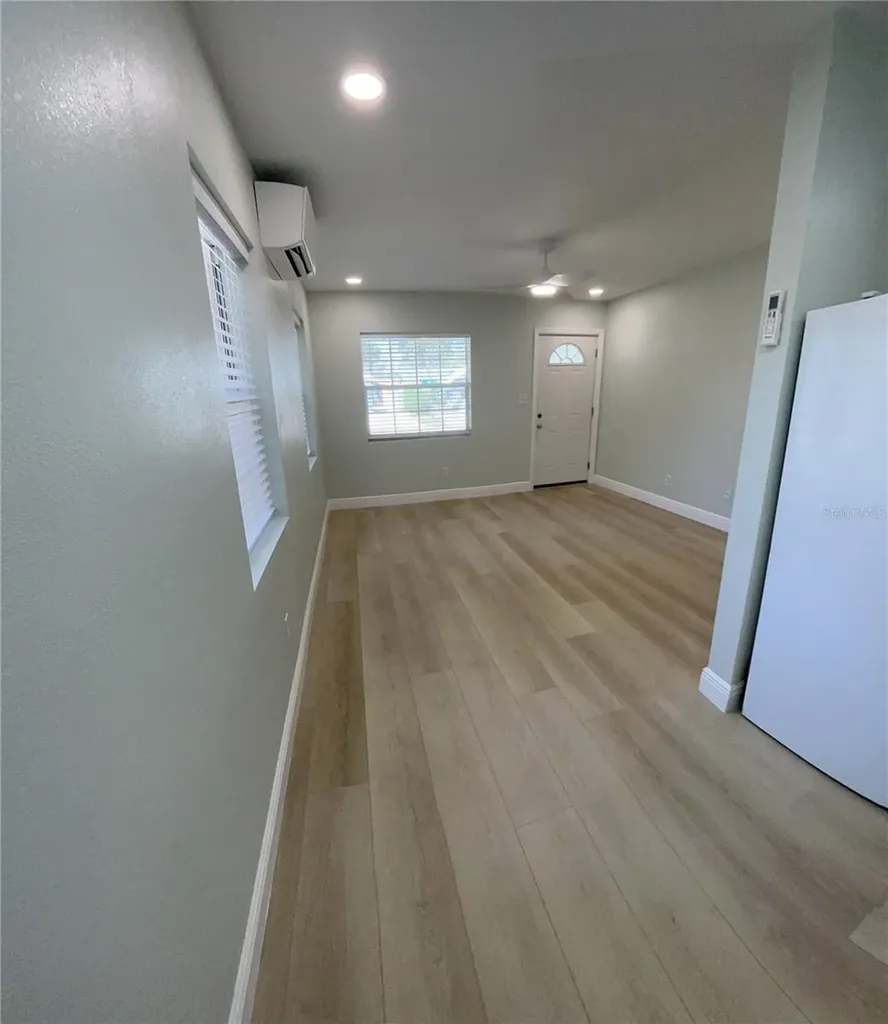 260 20th Avenue S St Petersburg FL 33705