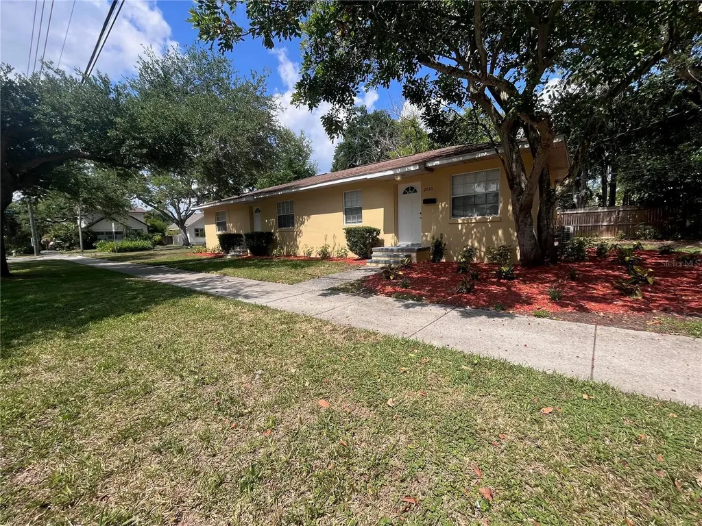 260 20th Avenue S St Petersburg FL 33705