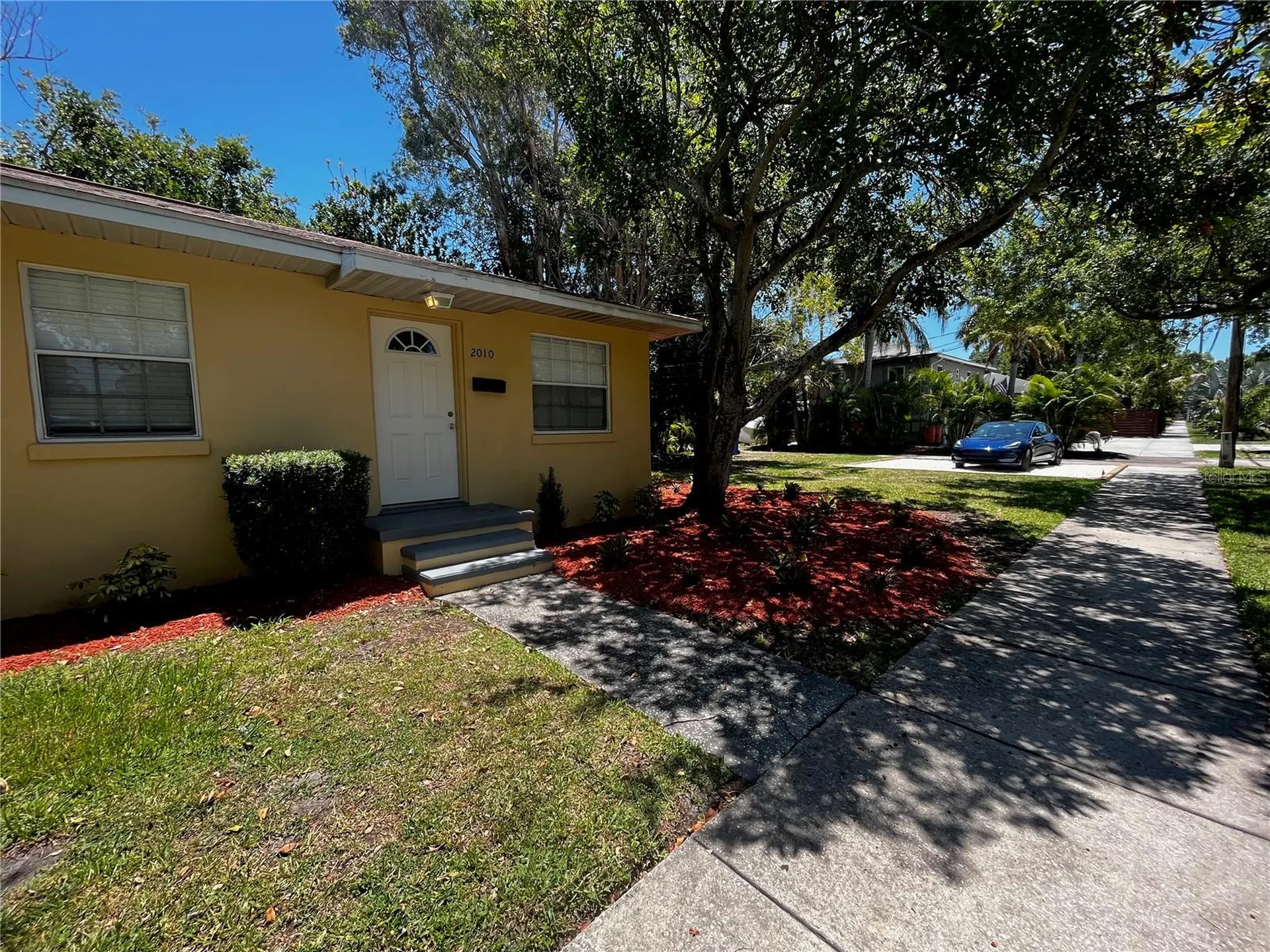 260 20th Avenue S St Petersburg FL 33705