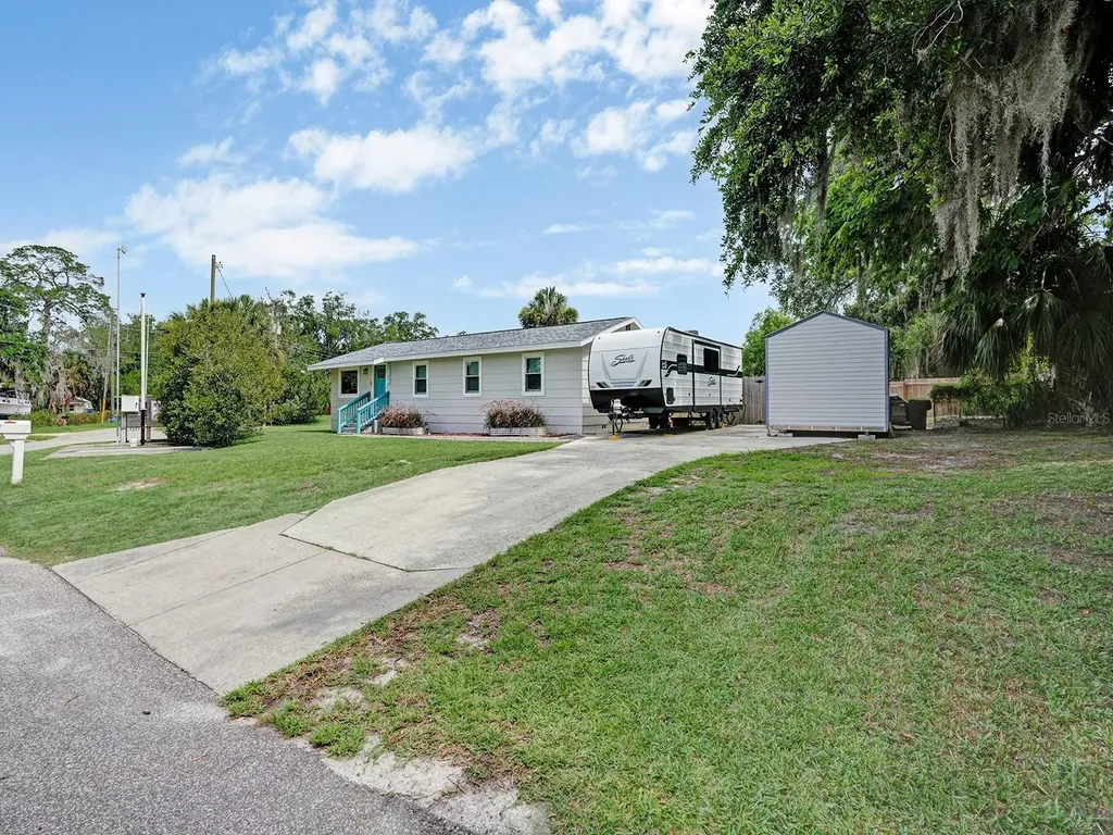 5633 Essex Way New Port Richey FL 34652