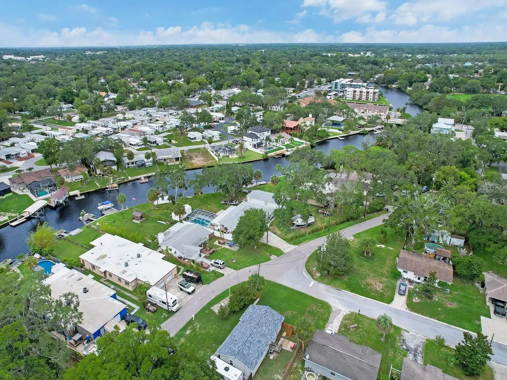 5633 Essex Way New Port Richey FL 34652
