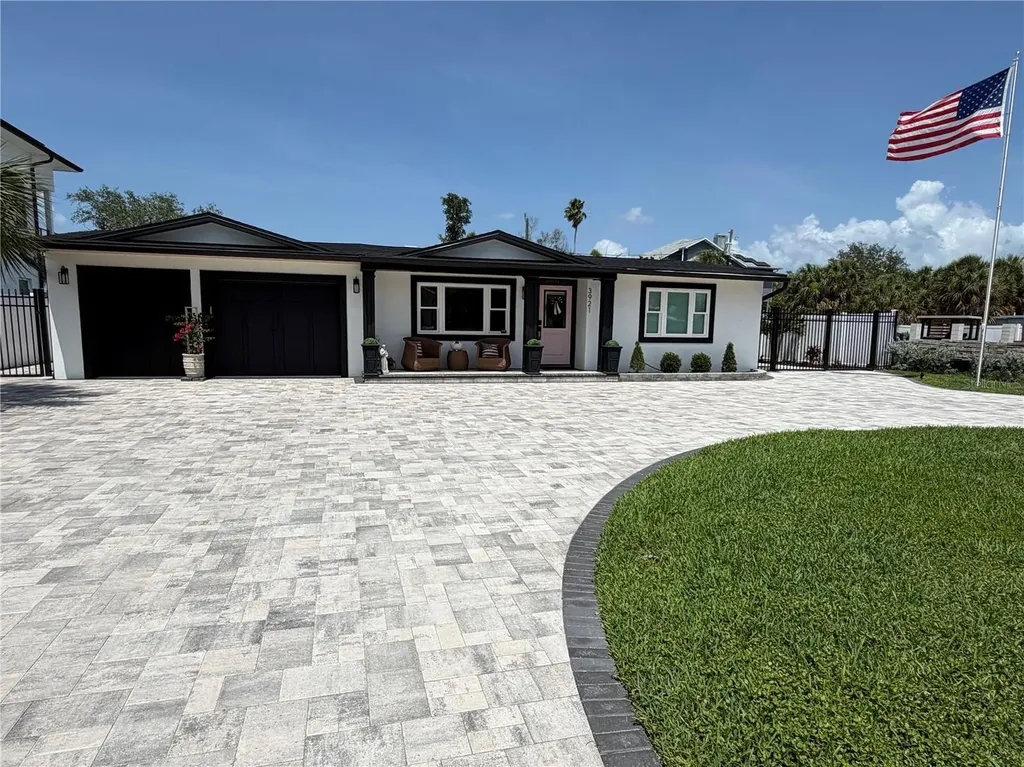 3921 Belle Vista Drive E St Pete Beach FL 33706