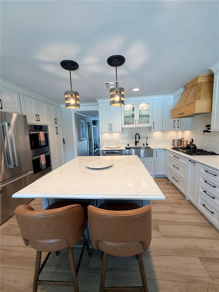 3921 Belle Vista Drive E St Pete Beach FL 33706