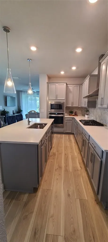 5633 Del Coronado Drive Apollo Beach FL 33572