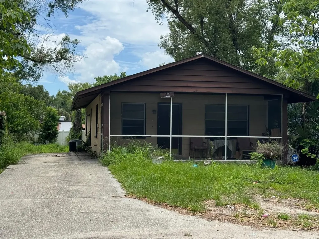 8609 N 13th Street Tampa FL 33604