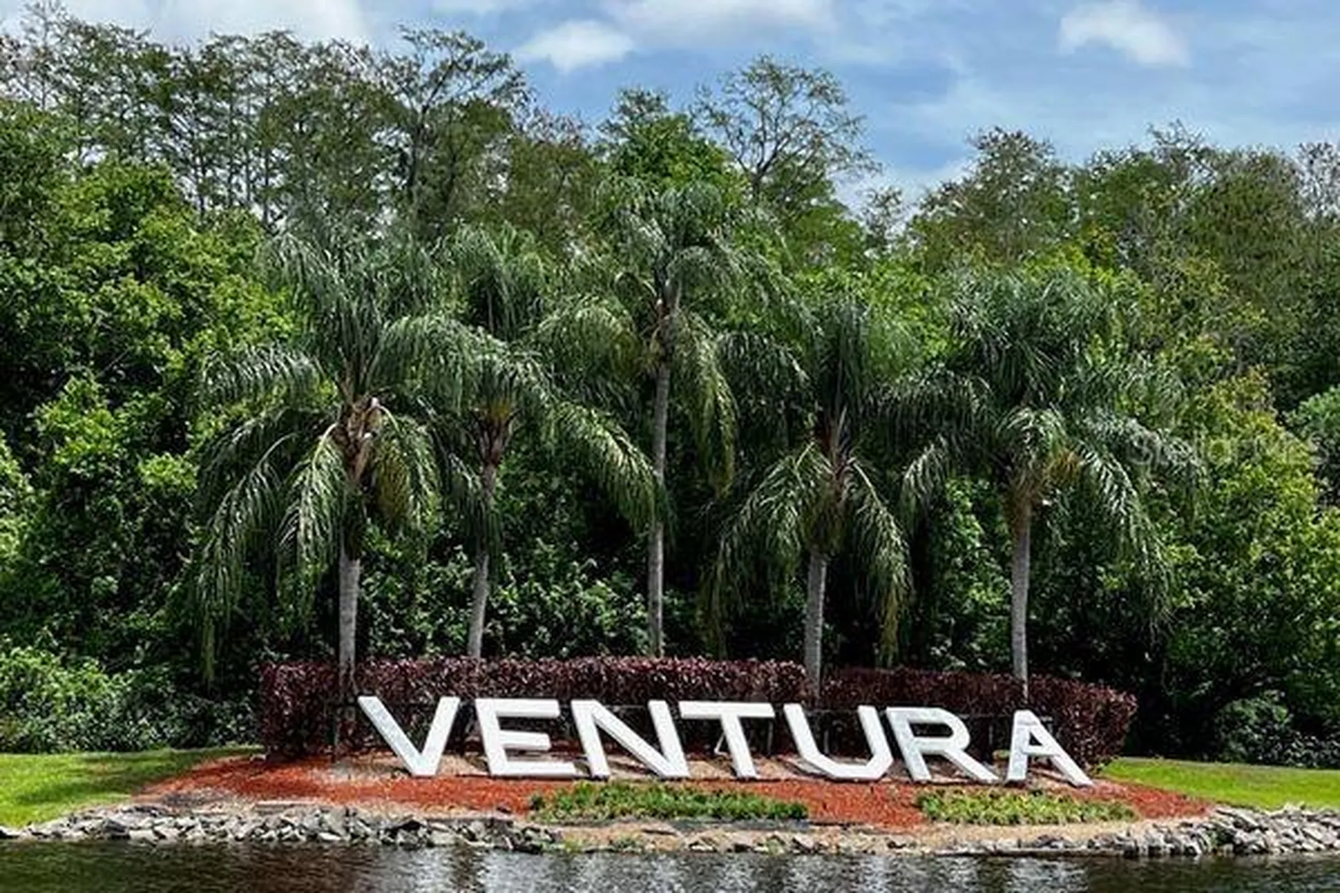 3816 Southpointe Drive Orlando FL 32822