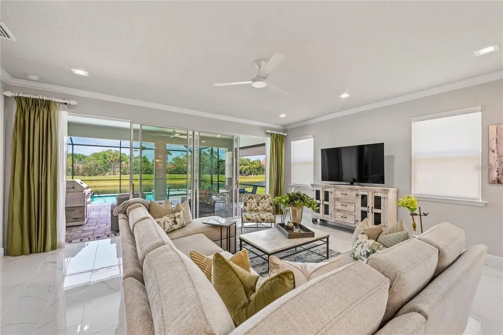 5697 Long Shore Loop Sarasota FL 34238