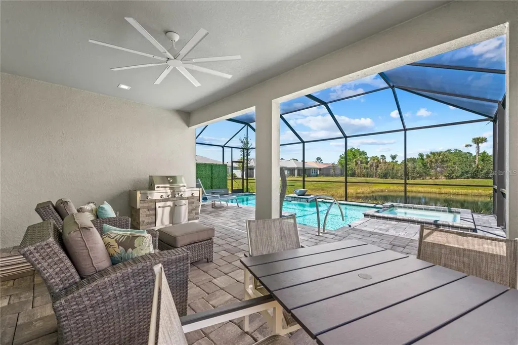 5697 Long Shore Loop Sarasota FL 34238
