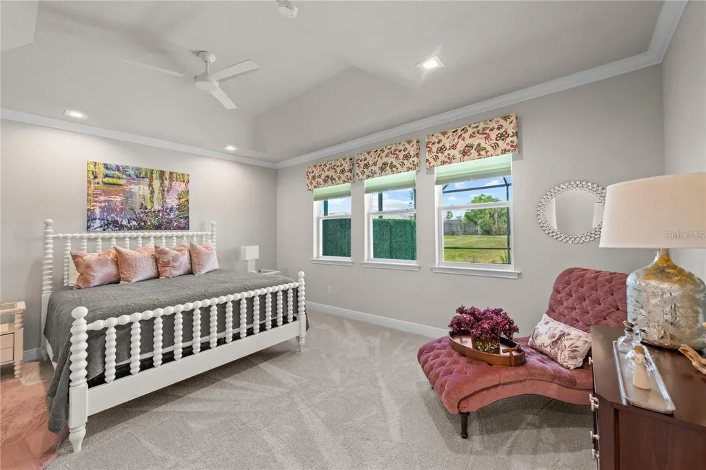 5697 Long Shore Loop Sarasota FL 34238