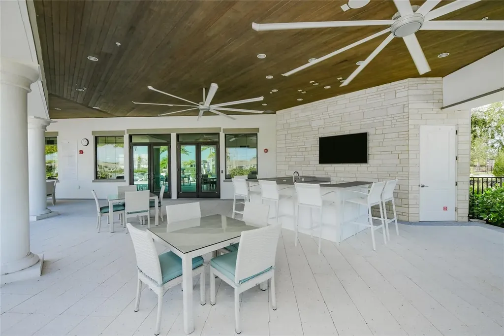 5697 Long Shore Loop Sarasota FL 34238
