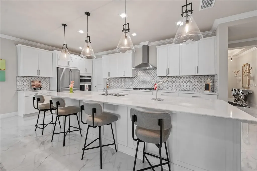 5697 Long Shore Loop Sarasota FL 34238