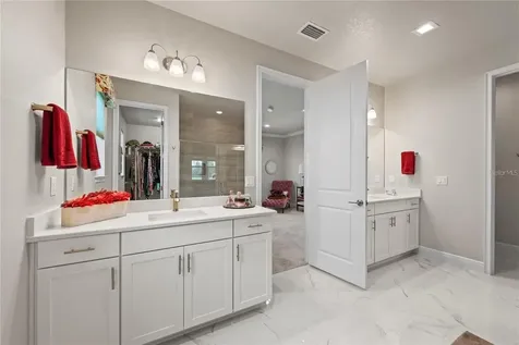 5697 Long Shore Loop Sarasota FL 34238