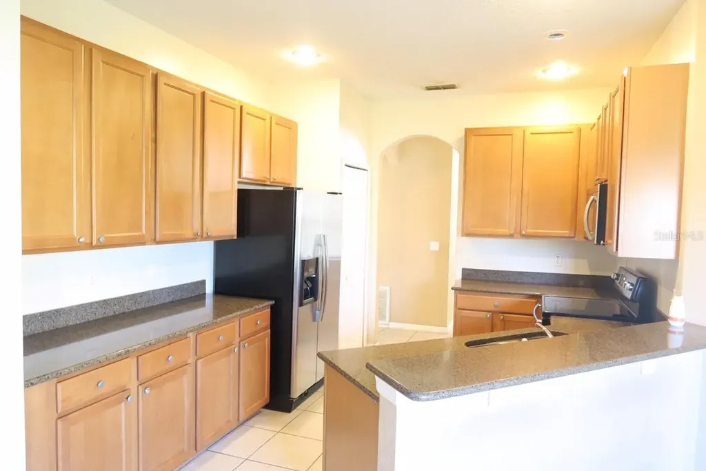 2906 Sweetspire Circle Kissimmee FL 34746