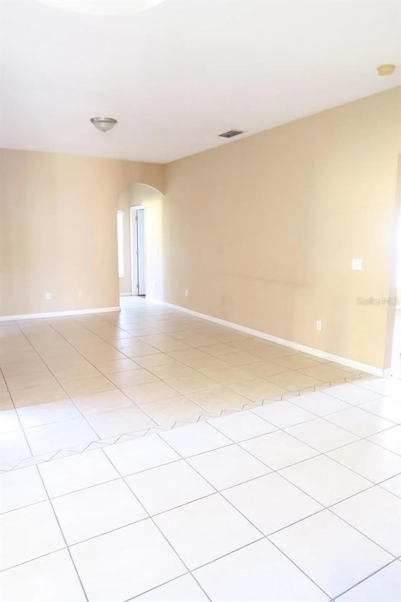 2906 Sweetspire Circle Kissimmee FL 34746
