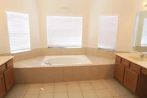 2906 Sweetspire Circle Kissimmee FL 34746