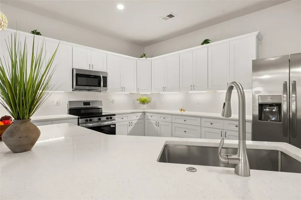 235 Kettering Road Davenport FL 33897