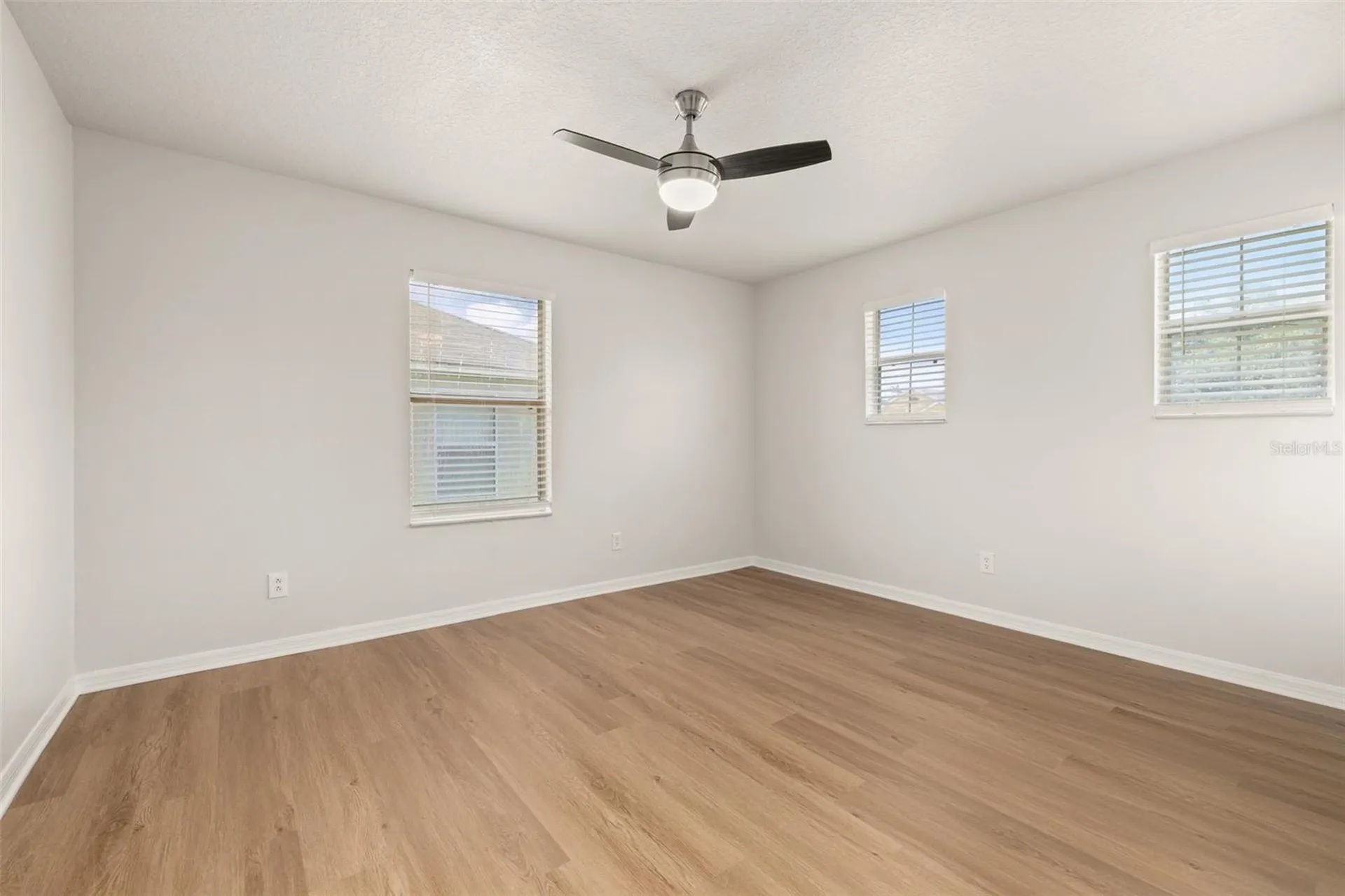 235 Kettering Road Davenport FL 33897