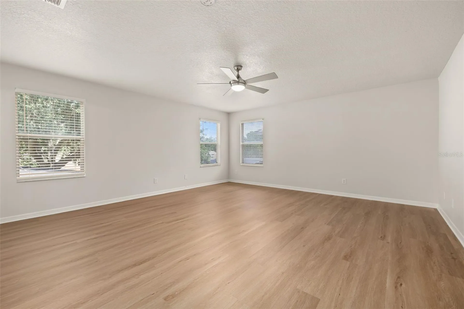 235 Kettering Road Davenport FL 33897