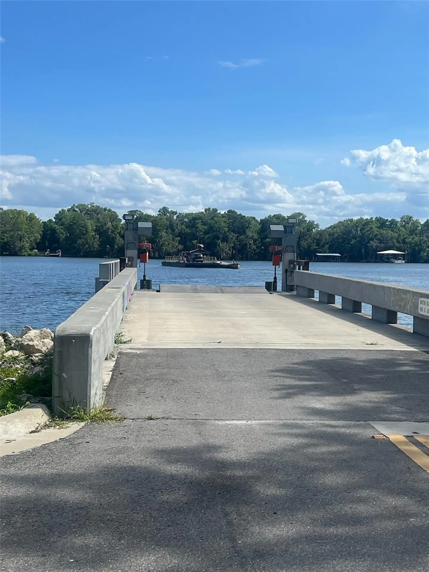 137 E Boundary Drive Georgetown FL 32139