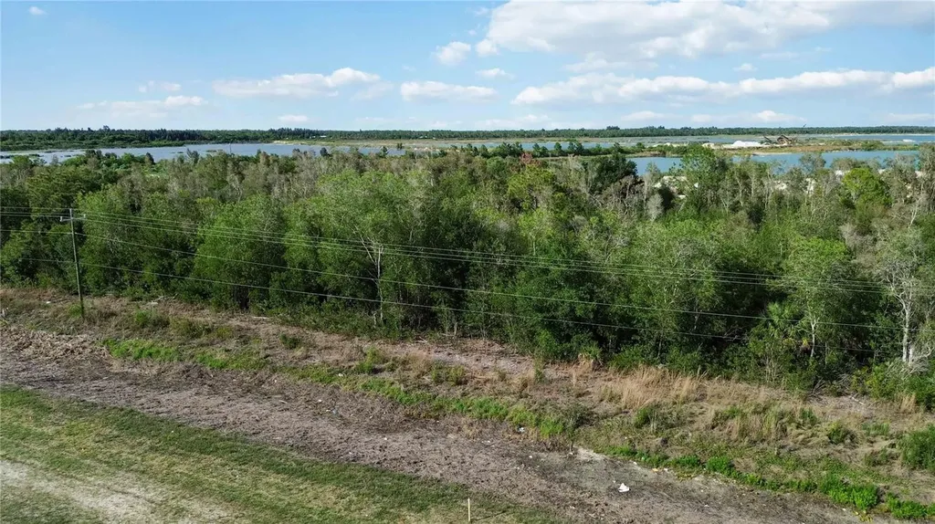 16540 Tamiami Trail Punta Gorda FL 33955