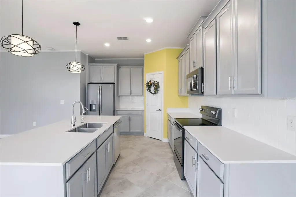 8700 Pacific Dunes Drive Davenport FL 33896