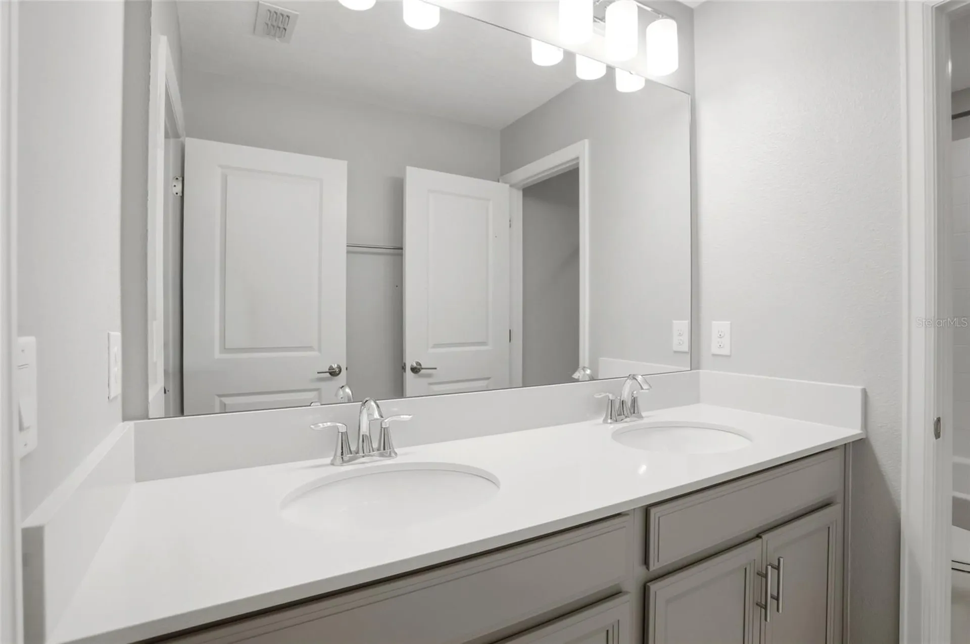 8700 Pacific Dunes Drive Davenport FL 33896