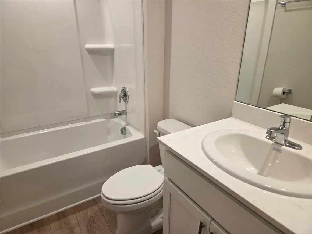 10646 Hidden Banks Glen Parrish FL 34219