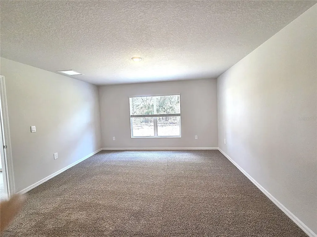 10646 Hidden Banks Glen Parrish FL 34219
