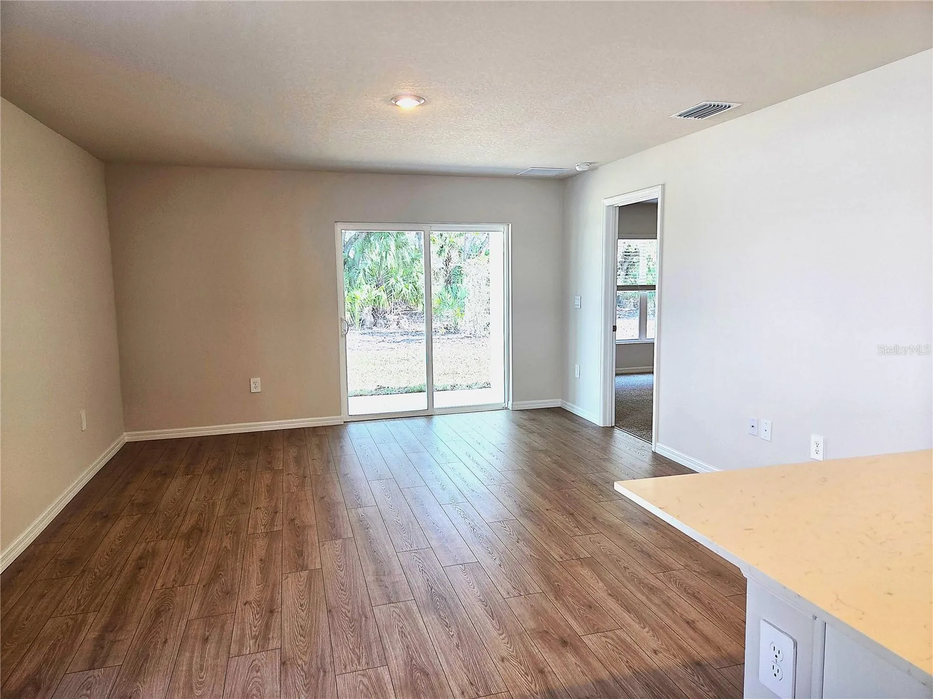 10646 Hidden Banks Glen Parrish FL 34219