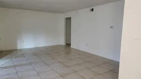4023 Versailles Drive Orlando FL 32808