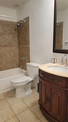 4023 Versailles Drive Orlando FL 32808