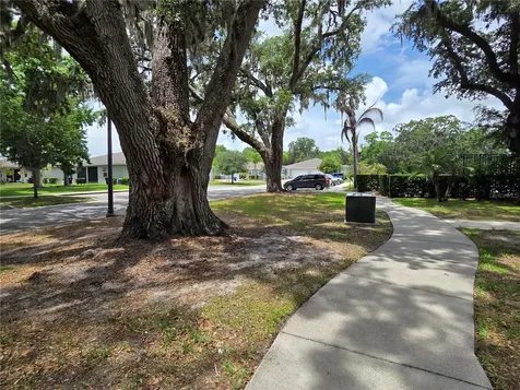 1884 Overcup Avenue St Cloud FL 34771