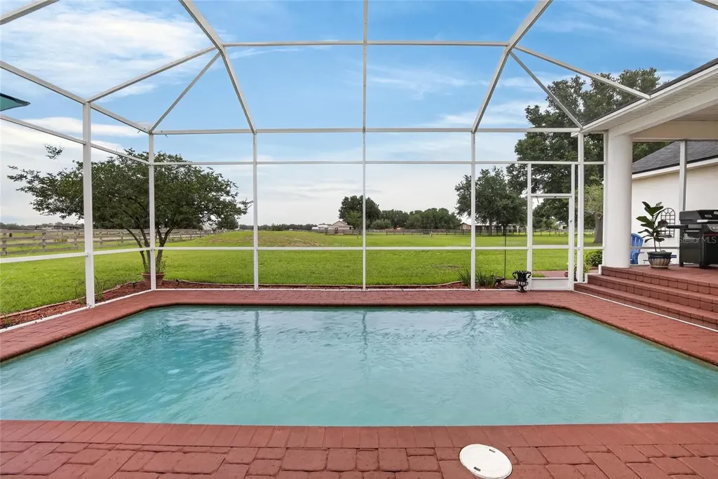18622 Dorman Road Lithia FL 33547