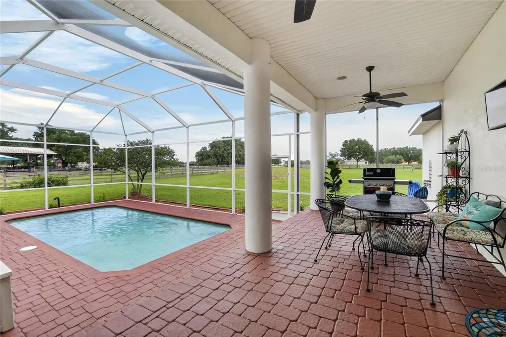 18622 Dorman Road Lithia FL 33547