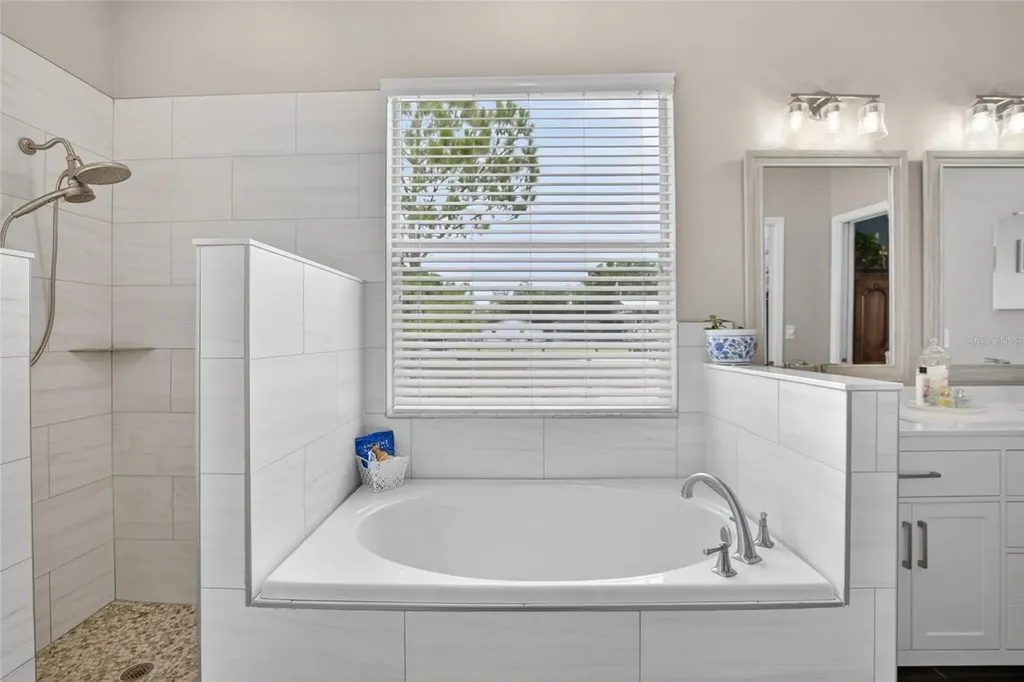 18622 Dorman Road Lithia FL 33547