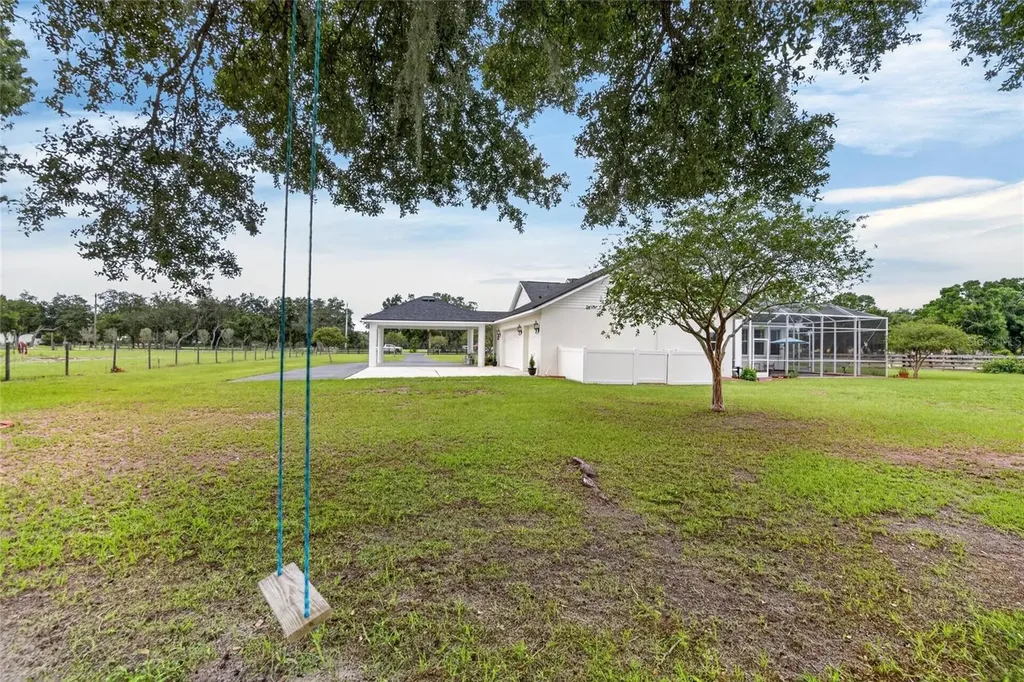 18622 Dorman Road Lithia FL 33547